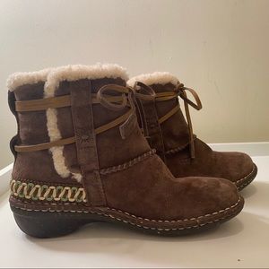 UGG Boots Australia Cove Sheepskin Brown Suede